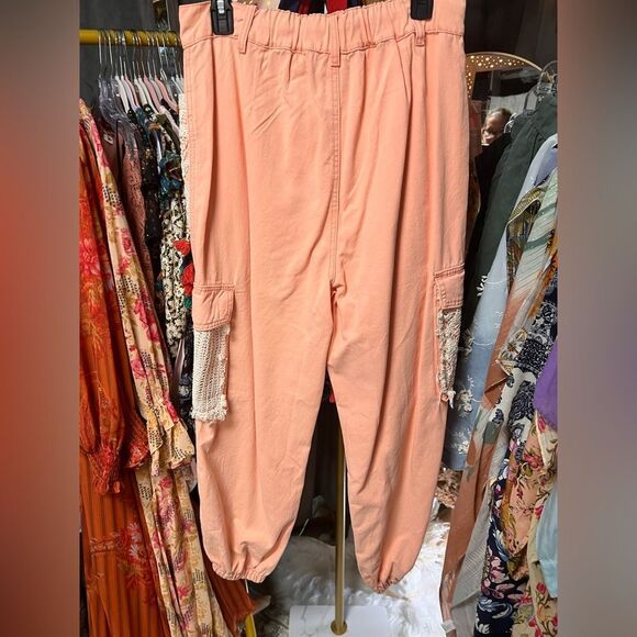 POL Pink Haze Distressed Crochet Denim Jogger Pants NWOT - Picture 4 of 5